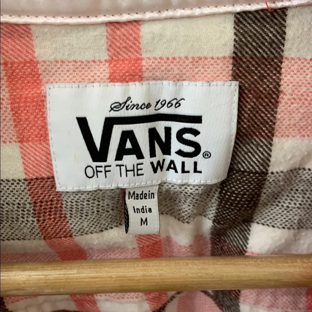 Vans - Picture 2 of 8